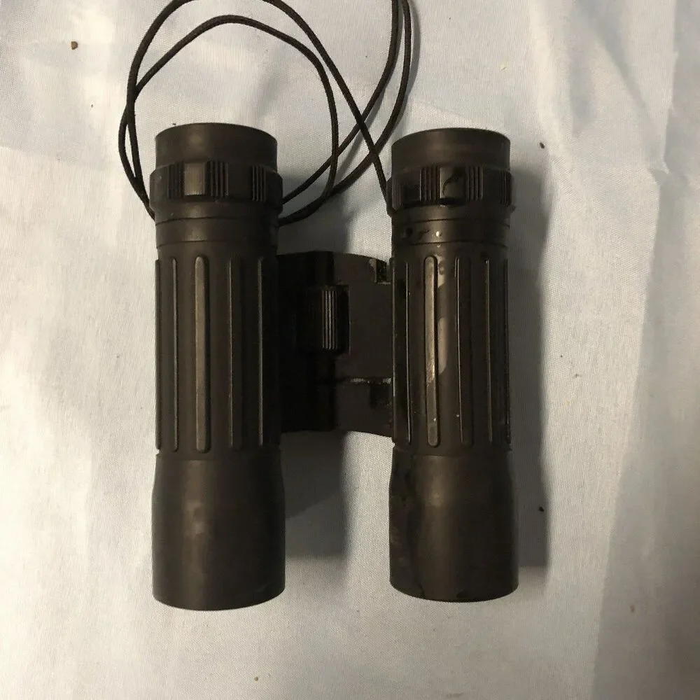 BUSHNELL 12 X 25 240 Ft/1000 Yds‎ Binoculars